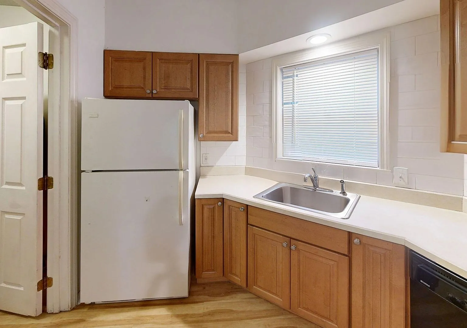 Spacious 3-Bedroom Condo In Lebanon, Nh. Price Reduced! — Photo 2
