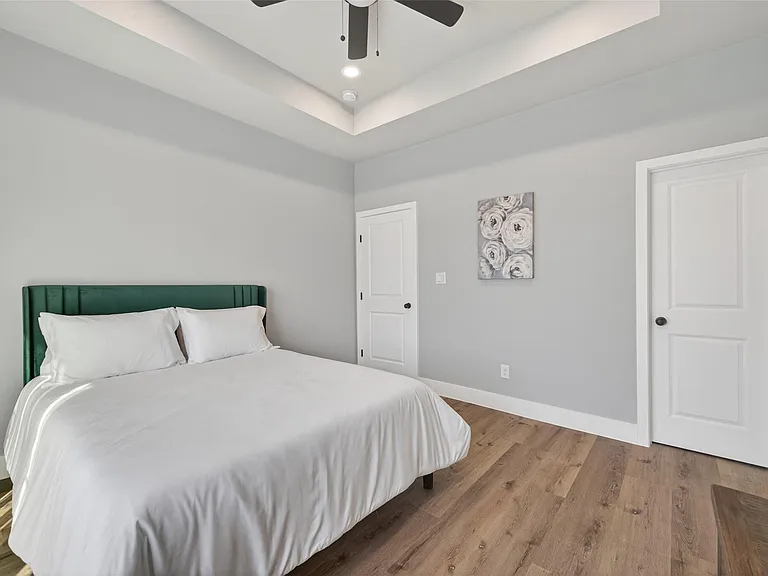 4115 Yale St — Photo 31