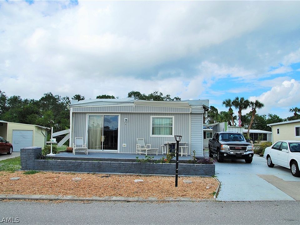 1st image of 372 Nicklaus Blvd