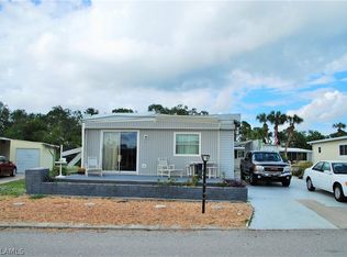 372 Nicklaus Blvd, North Fort Myers, FL 33903