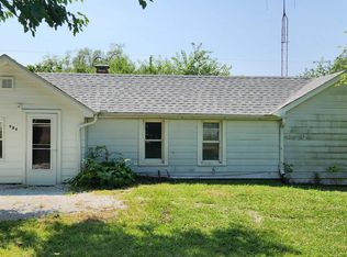 924 E Wilson Ave, Peoria Heights, IL