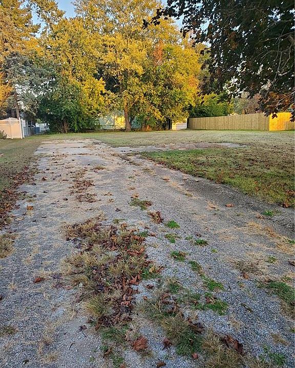 2nd image of 1801 18th St