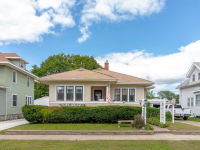 2006 W 3rd St, Waterloo, IA, 50701