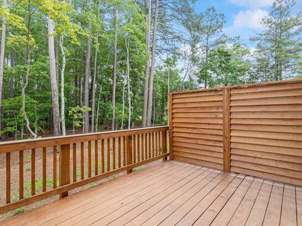 1111 Blackthorn Ln, Durham, NC 27703