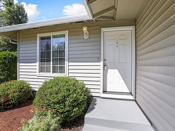 4th image of 12973 Carmelita Pl