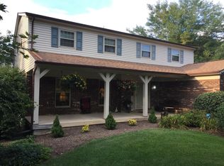 243 Saddleback Dr, Loveland, OH 45140