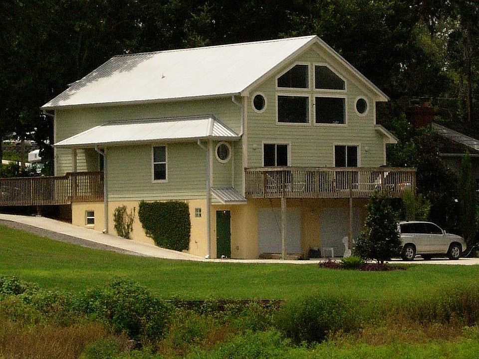 Lakefront Home