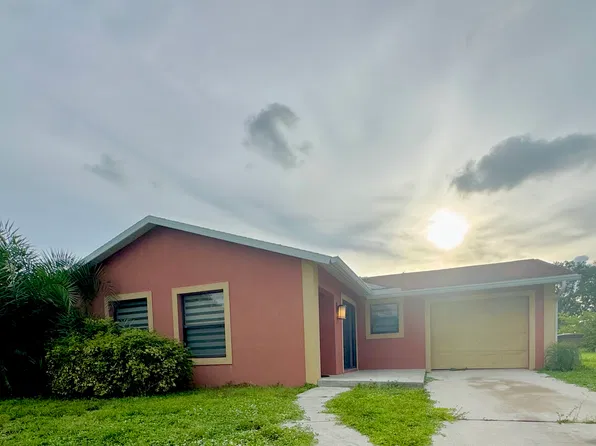 114 Airview Ave, Lehigh Acres, FL 33936