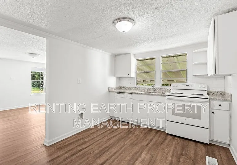 5308 Adams Ave — Photo 9