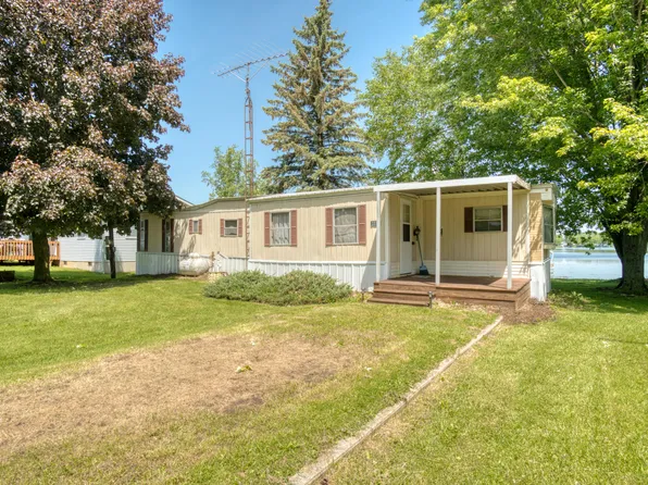 5814 Big Lake Canal Rd, Sears, MI 49679