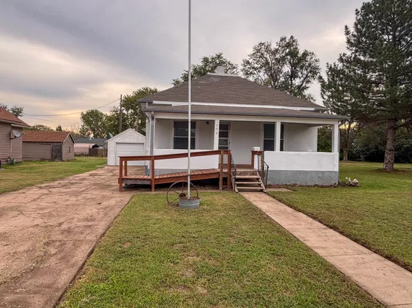 306 S Keystone St, Stafford, KS 67578