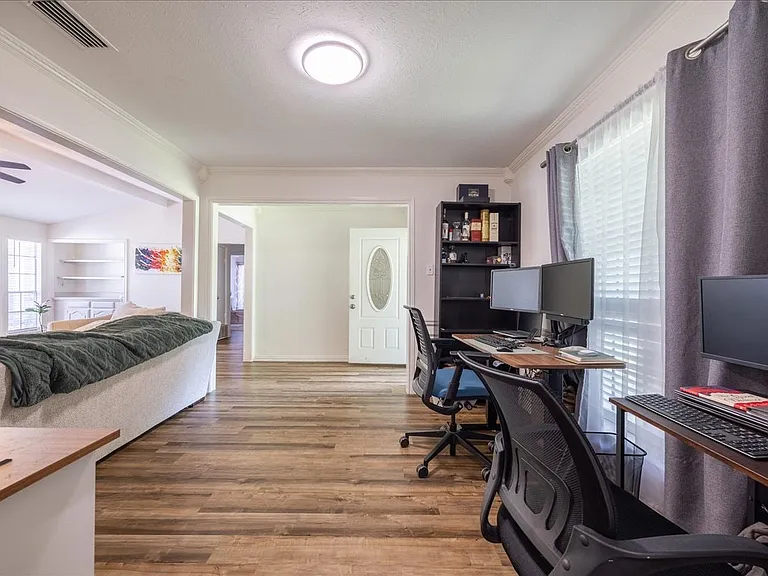 1405 Ivywood Dr — Photo 23