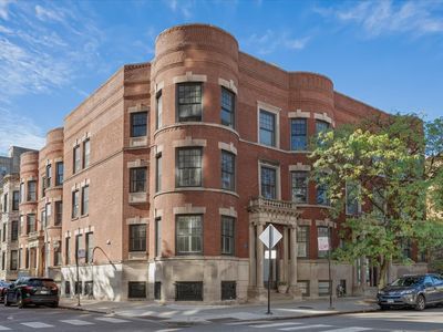 533 W Belmont Ave #1, Chicago, IL, 60657