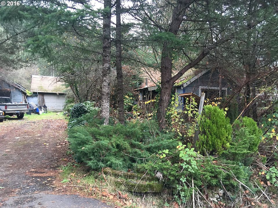 2nd image of 37863 Row River Rd