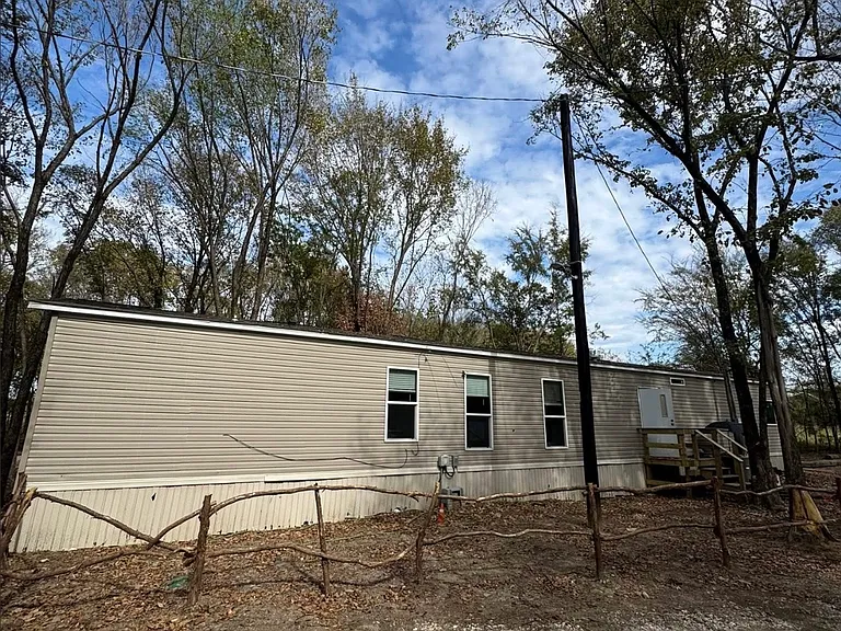 161 Private Road 6047 — Photo 7