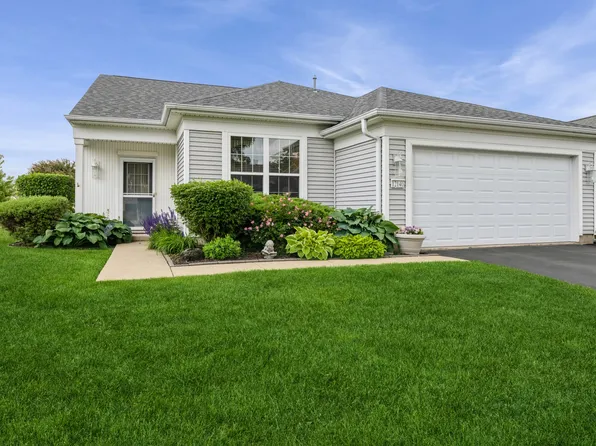 12140 Hideaway Dr, Huntley, IL 60142