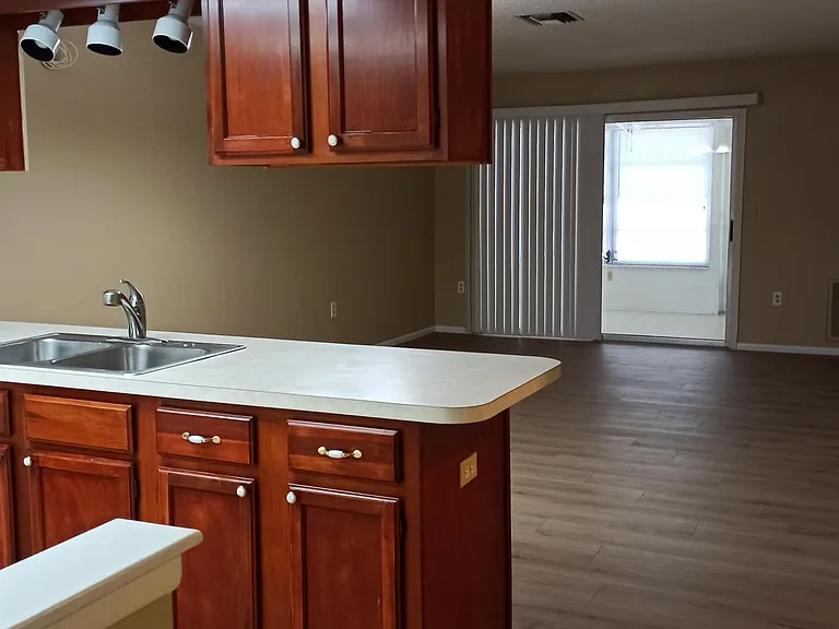 2948 Bancroft Cir E #C — Photo 3