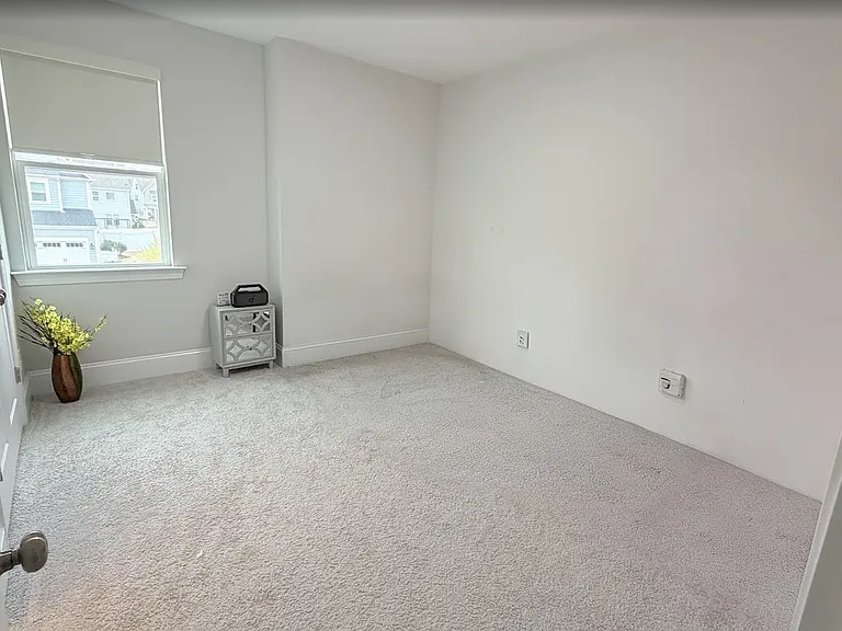 225 Cressida Woods — Photo 9