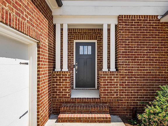5th image of 3032 Camellia Ridge Ct