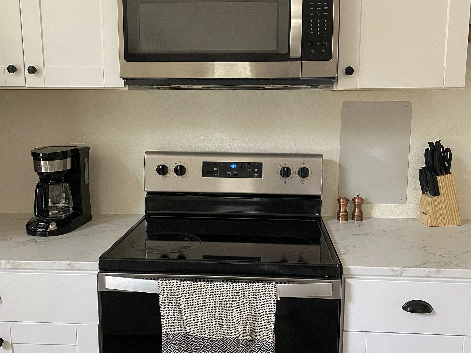 2 bed, 1161 sqft, $2,700 — Photo 4
