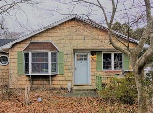 96 Manor Dr, Shirley, NY 11967