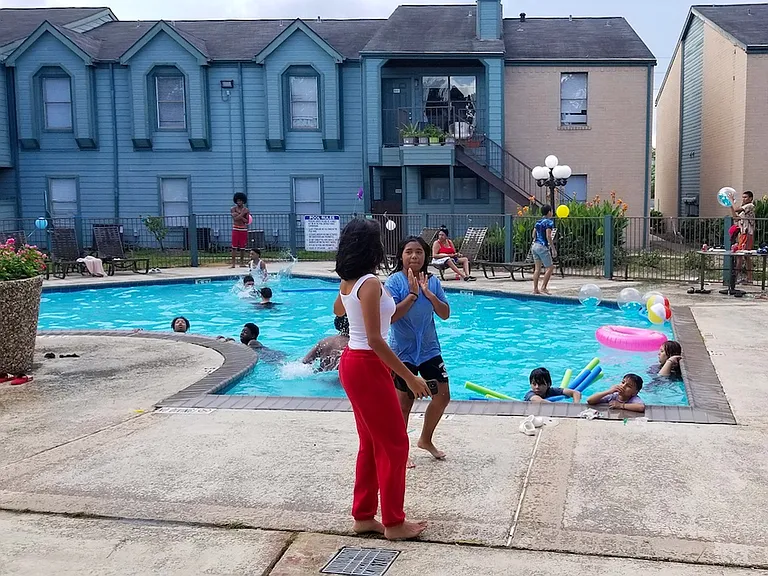 Waters at Westchase Apartments — Photo 58