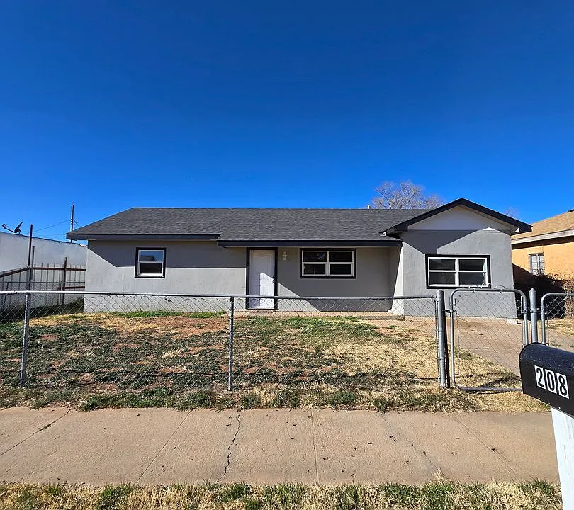 208 Lincoln Ave