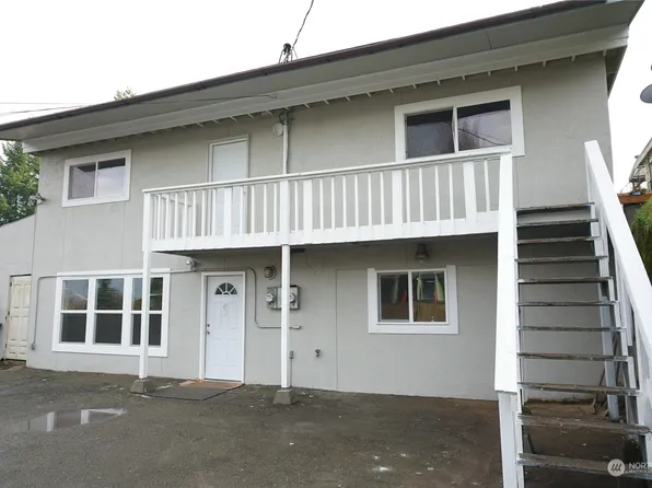 10730 S Myers Way, Seattle, WA 98168