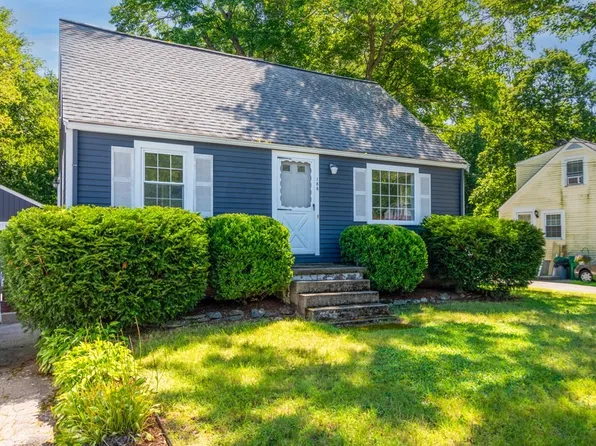 188 Prospect St, Ashland, MA 01721