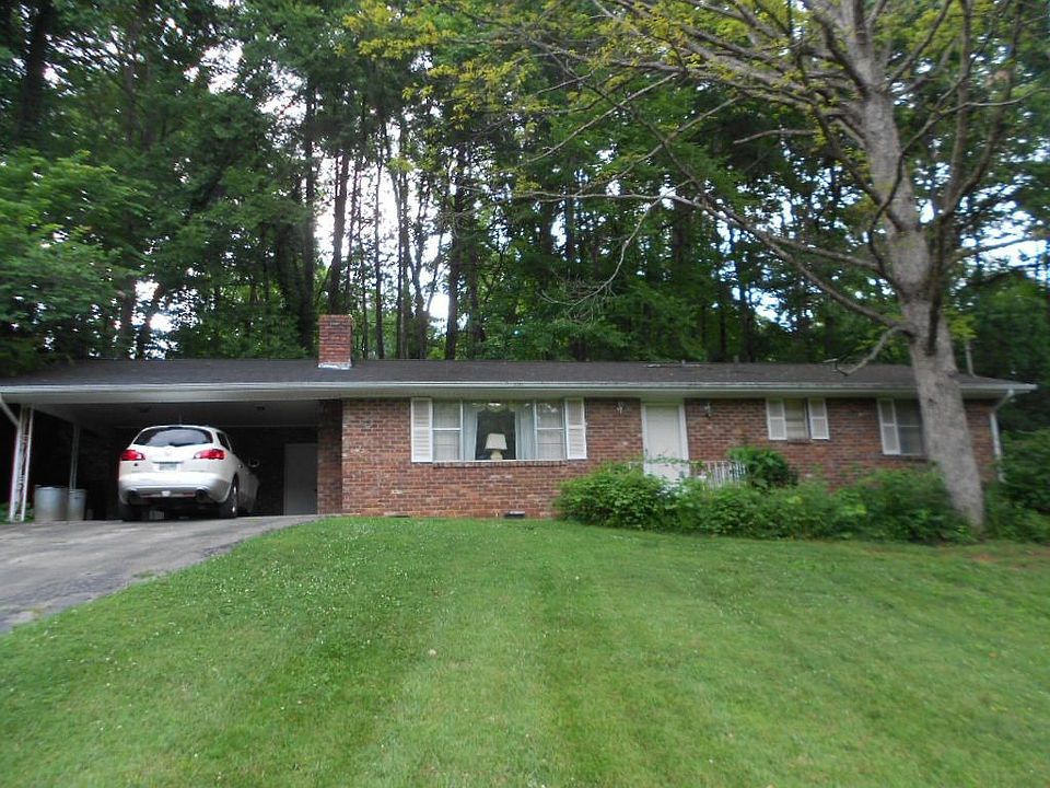 1st image of 1413 Autumn Ln