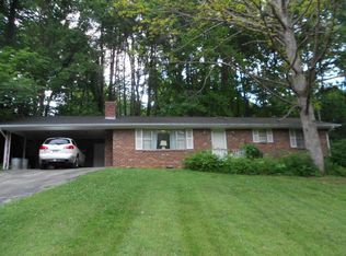 1413 Autumn Ln, Knoxville, TN 37912