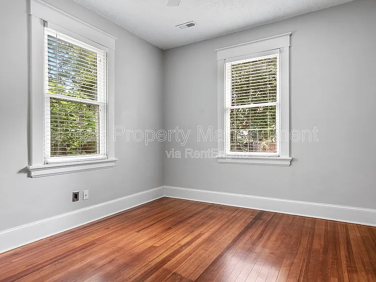 4007 Chevy Chase St — Photo 23