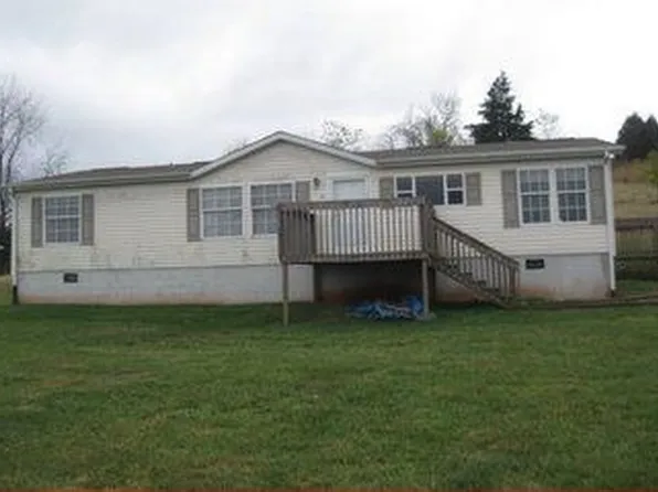 439 Summerfield Rd, Independence, VA 24348