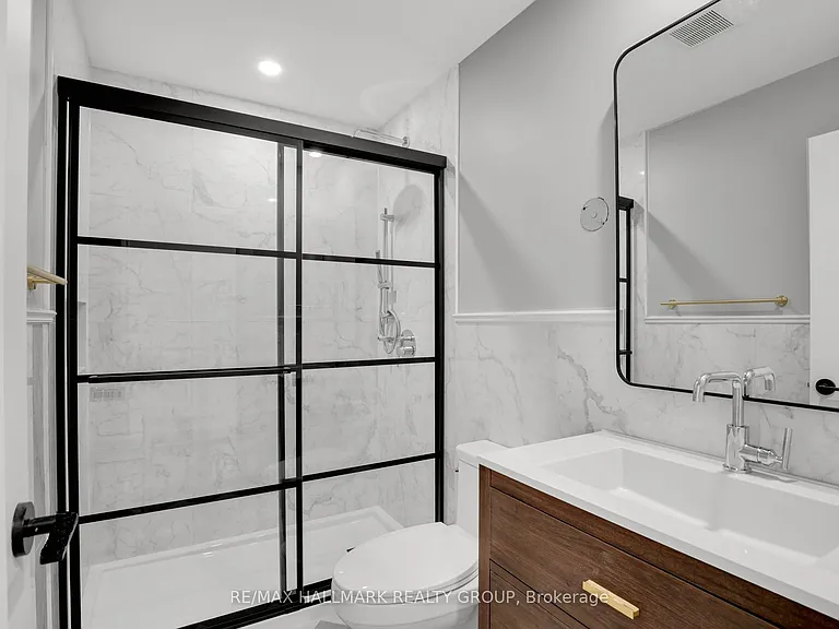 13 Ella St #3 — Photo 26
