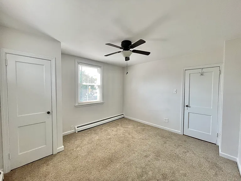 4241 Aldine St #2 — Photo 4