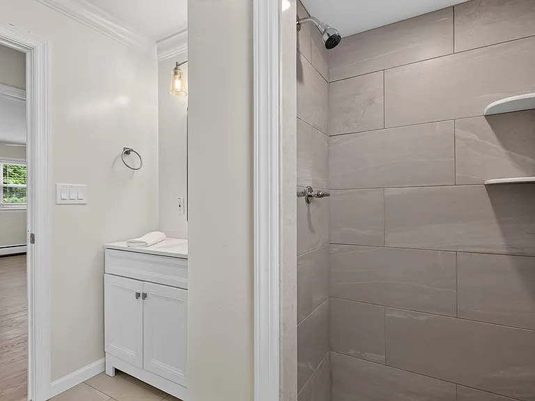 663 Mountain Ave — Photo 16