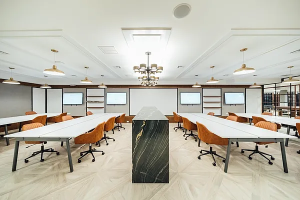 Rented by Nooklyn NYC LLC | media 79