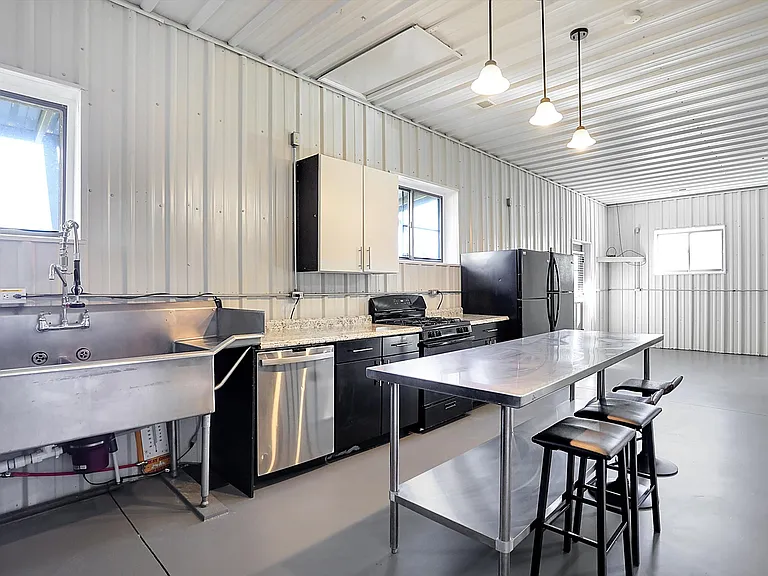 940 W 1090 N — Photo 14