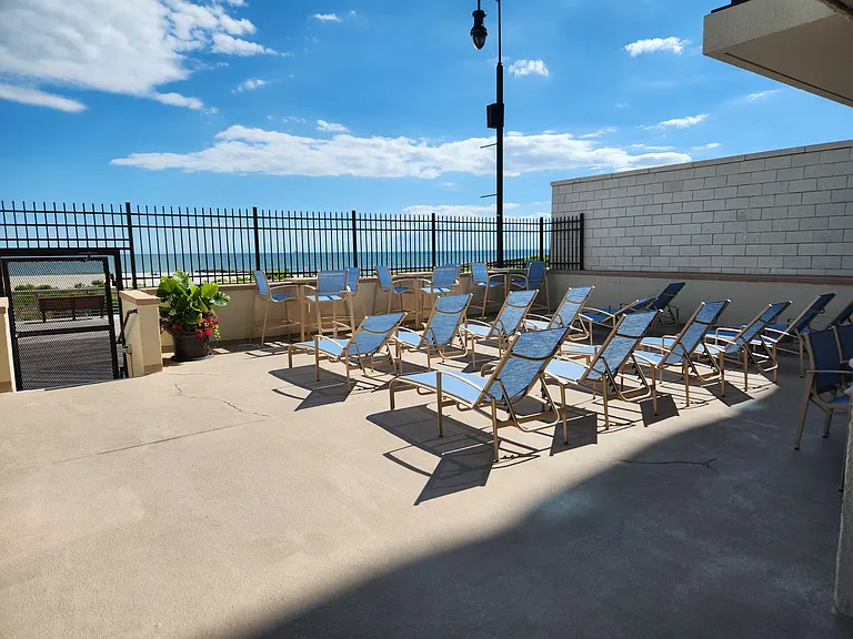 420 Shore Rd #3B — Photo 6