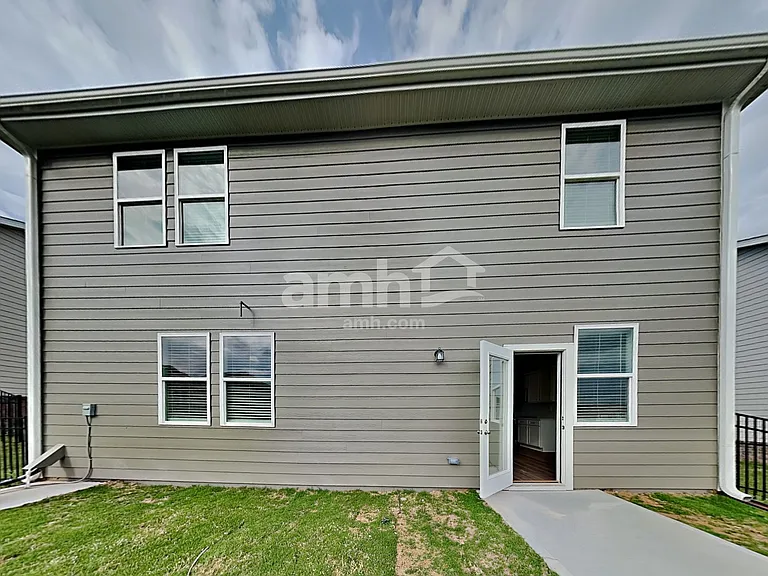 3327 Emzy Dr — Photo 21
