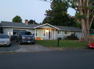 1119 SW Spruce St, Grants Pass, OR 97526