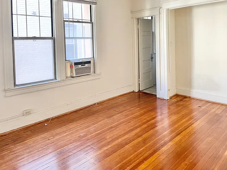 1715 P St NW — Photo 28
