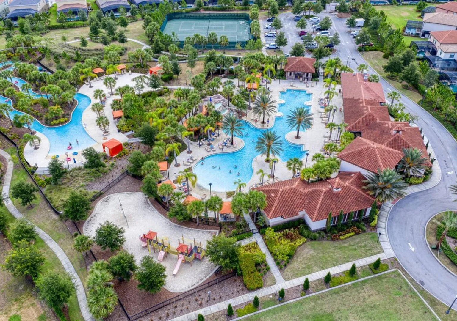 Solterra Charming Home, Pool, Lazy River, ByDisney — Photo 3