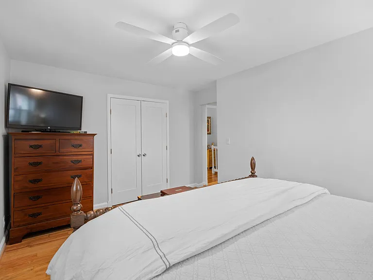 3203 S Stafford St — Photo 27