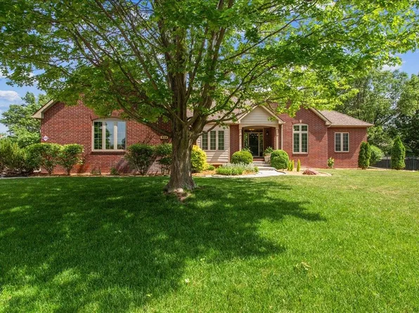 938 N Preserve Ct, Wichita, KS 67206
