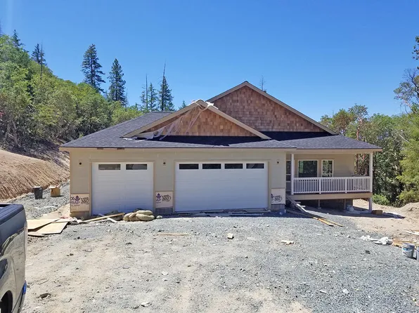 142 McKenzie Ridge Rd, Grants Pass, OR 97526