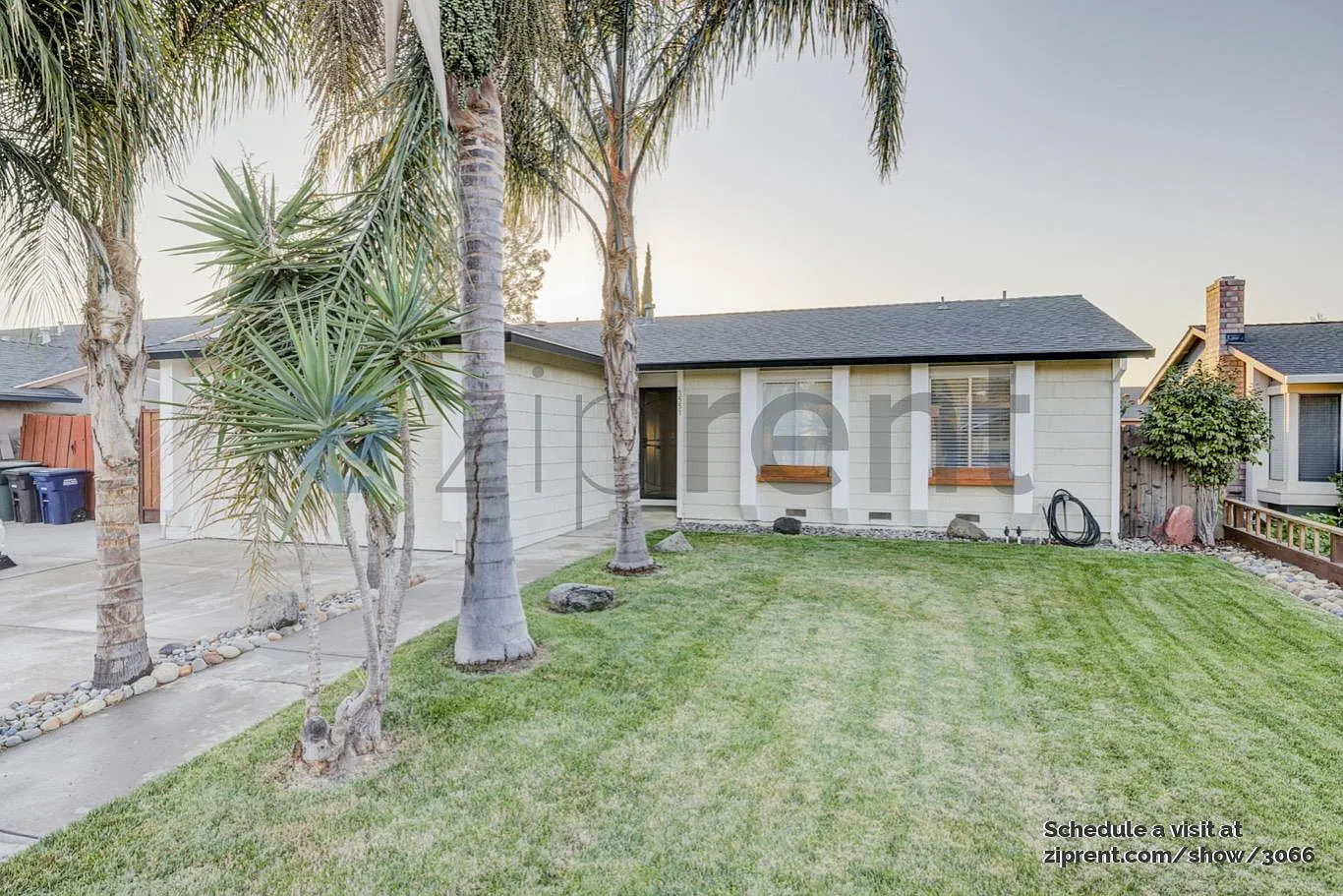 3 bed, 1000 sqft, $3,150 — Photo 2