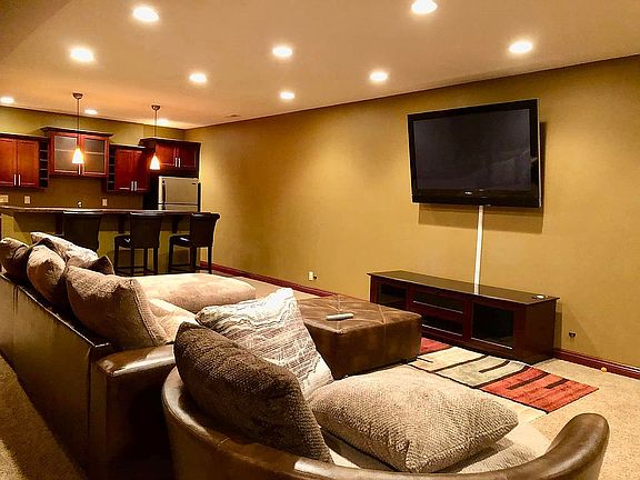 5th image of 8233 Katrina Ln