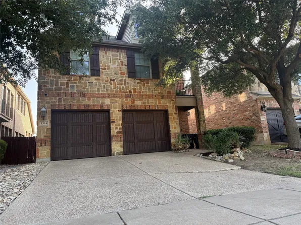 1316 Cog Hill Dr, Fort Worth, TX 76120