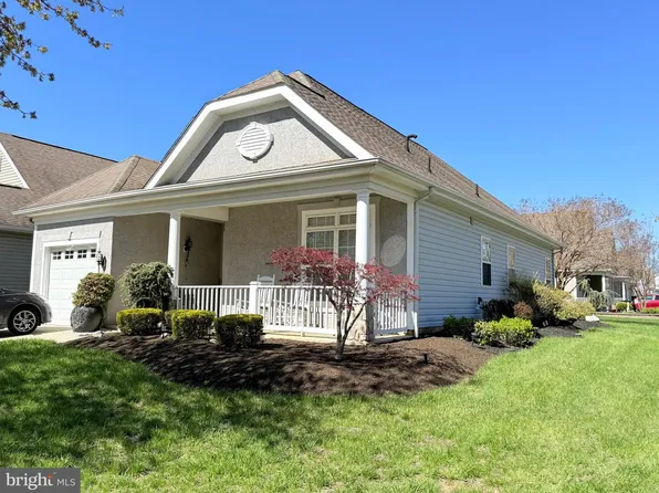 9 McCay Way, Delanco, NJ 08075